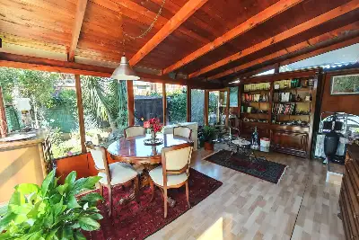 Casa in vendita, Via Teognide, Roma