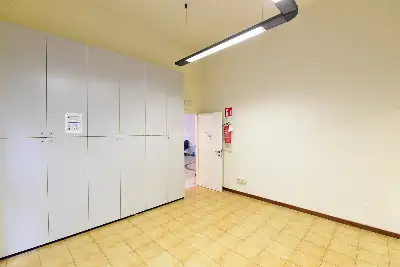 Negozio in vendita, Via Rezzonico, Como