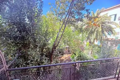 Villino a Schiera in vendita, Via Sem Benelli, Prato