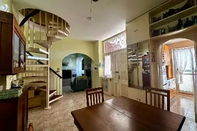 Casa in vendita, Via Aristofane, Roma