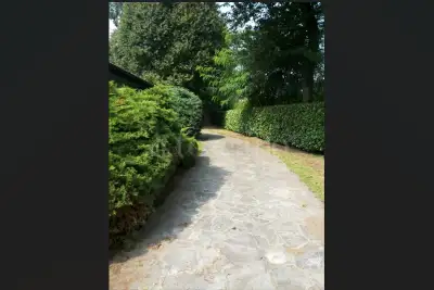 Villa in vendita, Via A. Moro, Varano Borghi