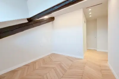 Casa in vendita, Via Cadore 10, Milano