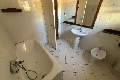 Casa in vendita, Viale delle Repubbliche Marinare, Roma