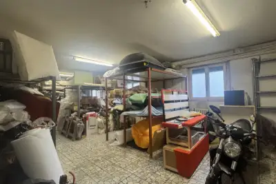 Laboratorio in vendita, Via Bruno Buozzi, Prato