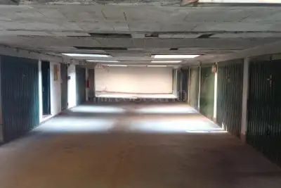 Garage in vendita, Via Giuseppe Garibaldi, Corsico