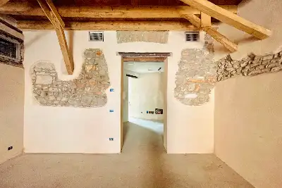 Laboratorio in vendita, Via Trento, Brescia