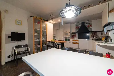 Villino a Schiera in vendita, Via Attimis, Udine