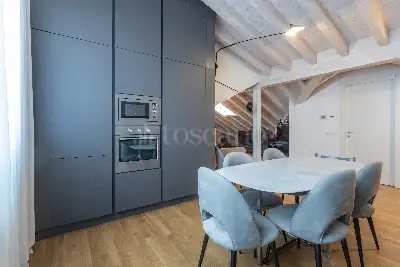 Casa in vendita, Via Marco Polo, Milano