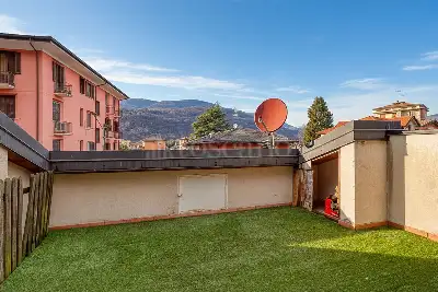 Casa in vendita, Via Matteotti, Porto Ceresio