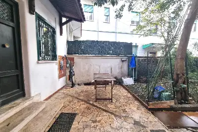 Casa in vendita, Via Marco Decumio, Roma