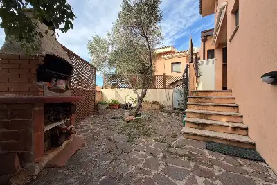 Villino a Schiera in vendita, Via Atene, Olbia, Olbia