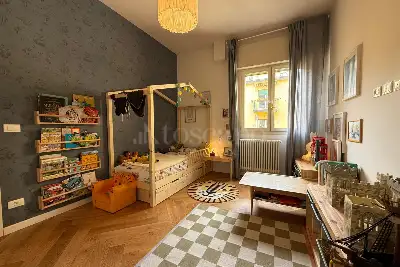 Casa in vendita, Via Galliera, Bologna