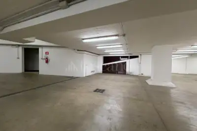 Magazzino in affitto, Via Marco D'Agrate, Milano