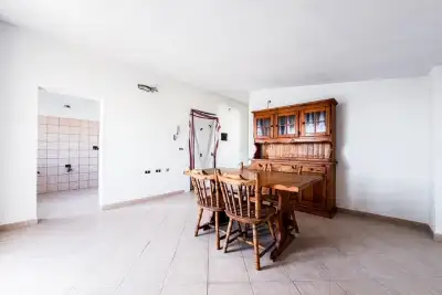 Casa in vendita, Via Ferrara, Olbia