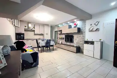 Casa in vendita, Via Lombardia, Nettuno