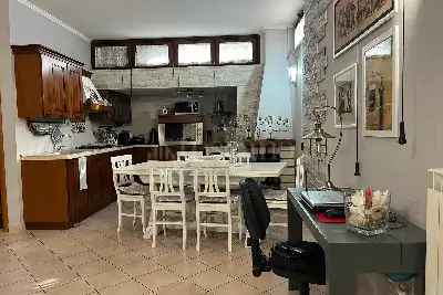 Villino a Schiera in vendita, Via Ferdinando Paoletti, Roma