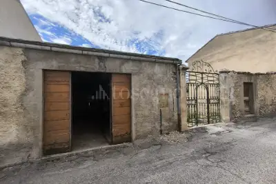 Casa Indipendente in vendita, Via Zingaretto 12, Barisciano