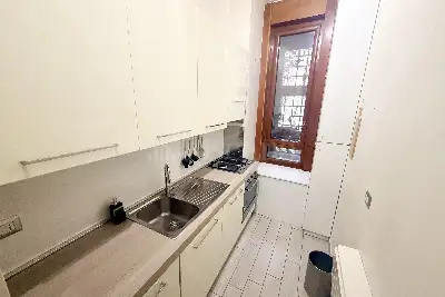 Casa in vendita, Via Uberto Visconti di Modrone, Milano