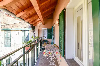 Casa Indipendente in vendita, Via Roma, Carate Urio