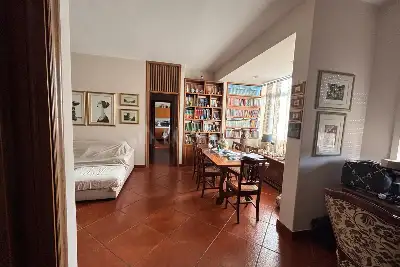 Palazzo in vendita, Via Giarre, Mascalucia