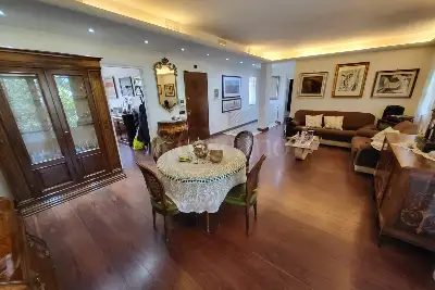 Villa in vendita, Via Torcegno, Roma