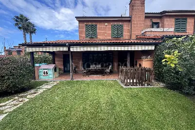 Villa in vendita, Via Ermanno Wolf Ferrari, Roma