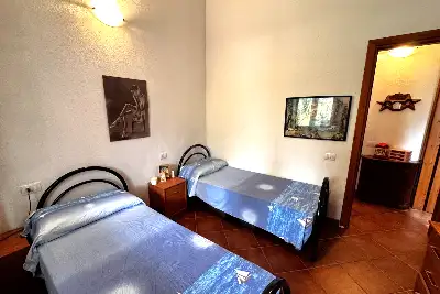 Villa Bifamiliare in vendita, San Teodoro , Via Madrid, San Teodoro