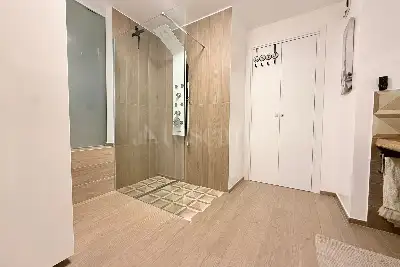 Casa in vendita, Via Senigallia, Milano