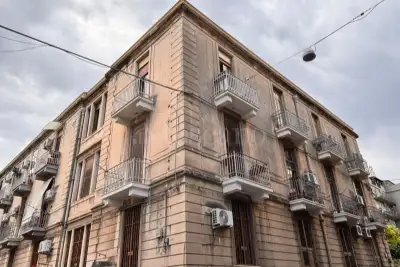 House for sale, Via Stazzone, Catania