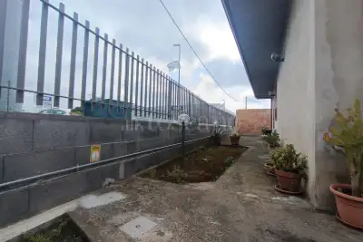 Casa Indipendente in vendita, Via Montello, San Giovanni la Punta