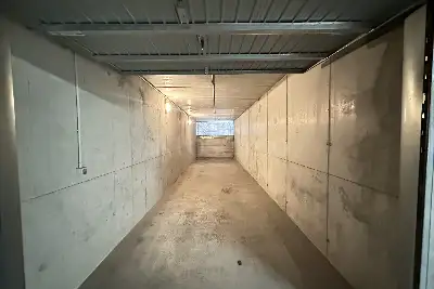 Box in vendita, Via Savona, Milano