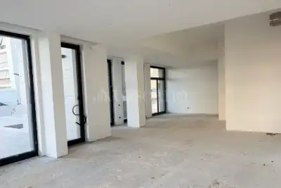 Negozio in affitto, Viale Gianluigi Bonelli, Roma