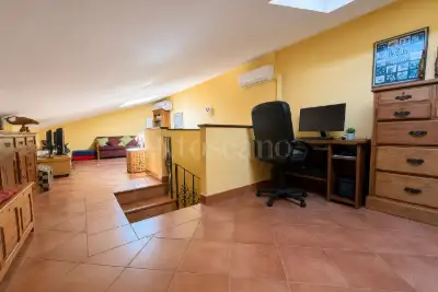 Villa in vendita, Via Lauregno, Roma