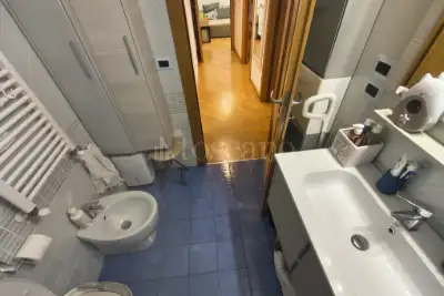 Casa in vendita, Via Sorelle Radecchi, Roma