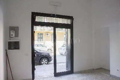 Negozio in vendita, Via Gabriele D'Annunzio, Cassino