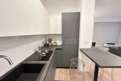 Casa in vendita, Via Luigi Soderini, Milano