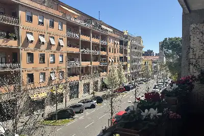 Casa in vendita, Viale Montegrappa, Prato