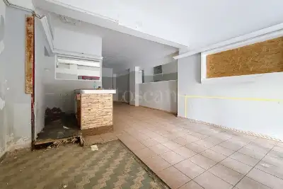 Negozio in affitto, Viale Umberto I, Sassari