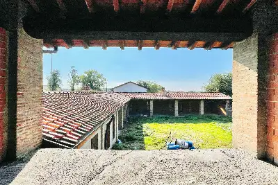 Rustico in vendita, Via Rose/Q.re I Maggio, Brescia