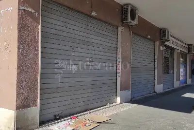 Negozio in vendita, Via Costanzo Casana, Roma