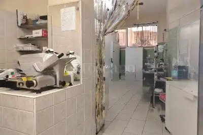 Attività Commerciale in vendita, Via Pietro Mengoli, Roma