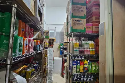 Negozio in vendita, Piazza Francese, Napoli