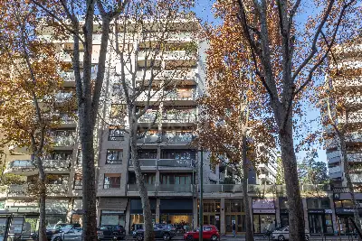 Casa in vendita, Via Giovanni Pascoli, Milano