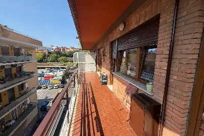 Casa in vendita, Via della Magliana, Roma