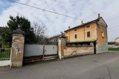Casa Indipendente in vendita, Via Concordia, Gambarana