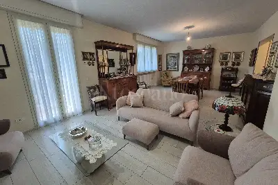 Casa in vendita, Via Ettore Violante, Brescia