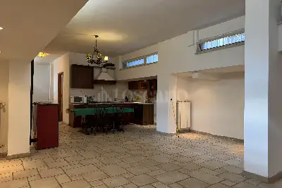 Villa Bifamiliare in vendita, Via Badia Pavese, Roma