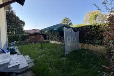 Villa Bifamiliare in vendita, Via Donatori di Sangue, Erbusco