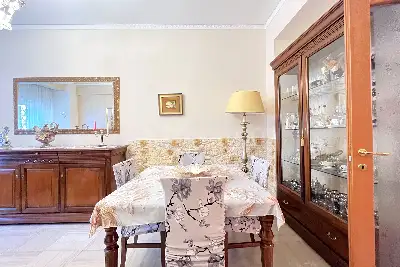 Casa in vendita, Via Camillo Guidi, Roma