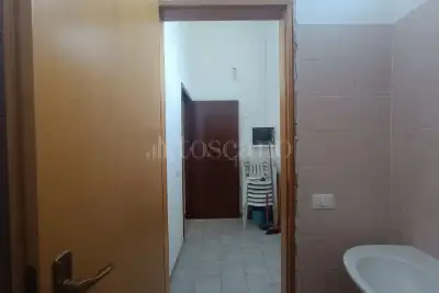 Negozio in affitto, Via della Regione, San Giovanni la Punta
